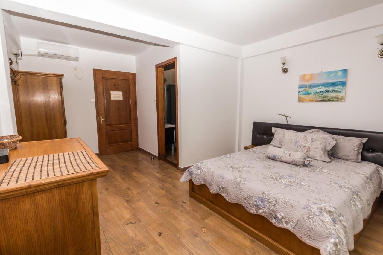 Vila Pe Plaja Nr 9 Saturn Buitenkant foto